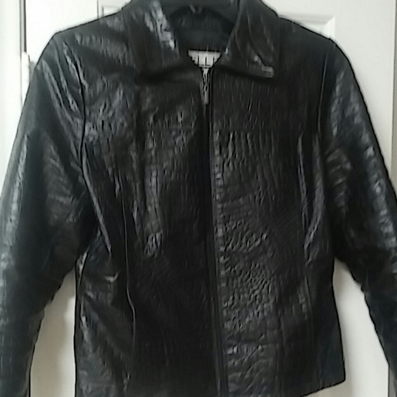 JACKET - Picture 1 of 4